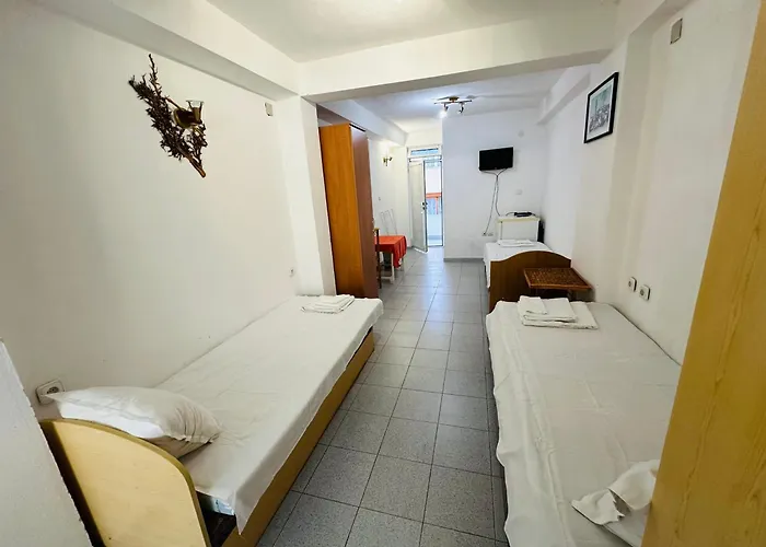 Kesta Sus: Beachside With Private Terraces In *